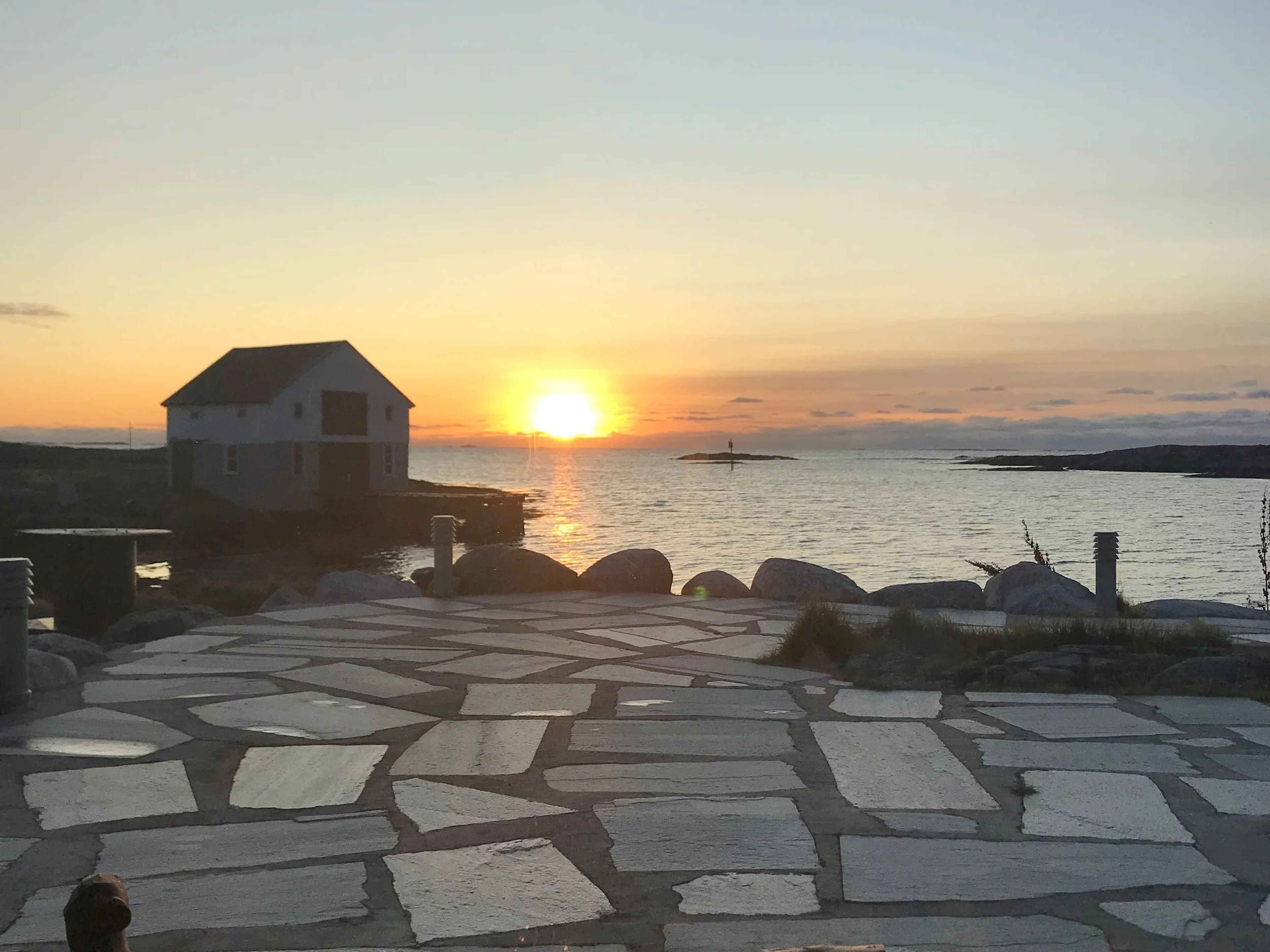 Solnedgang over Singsundet, sett fra Restaurant OlsenNaustet