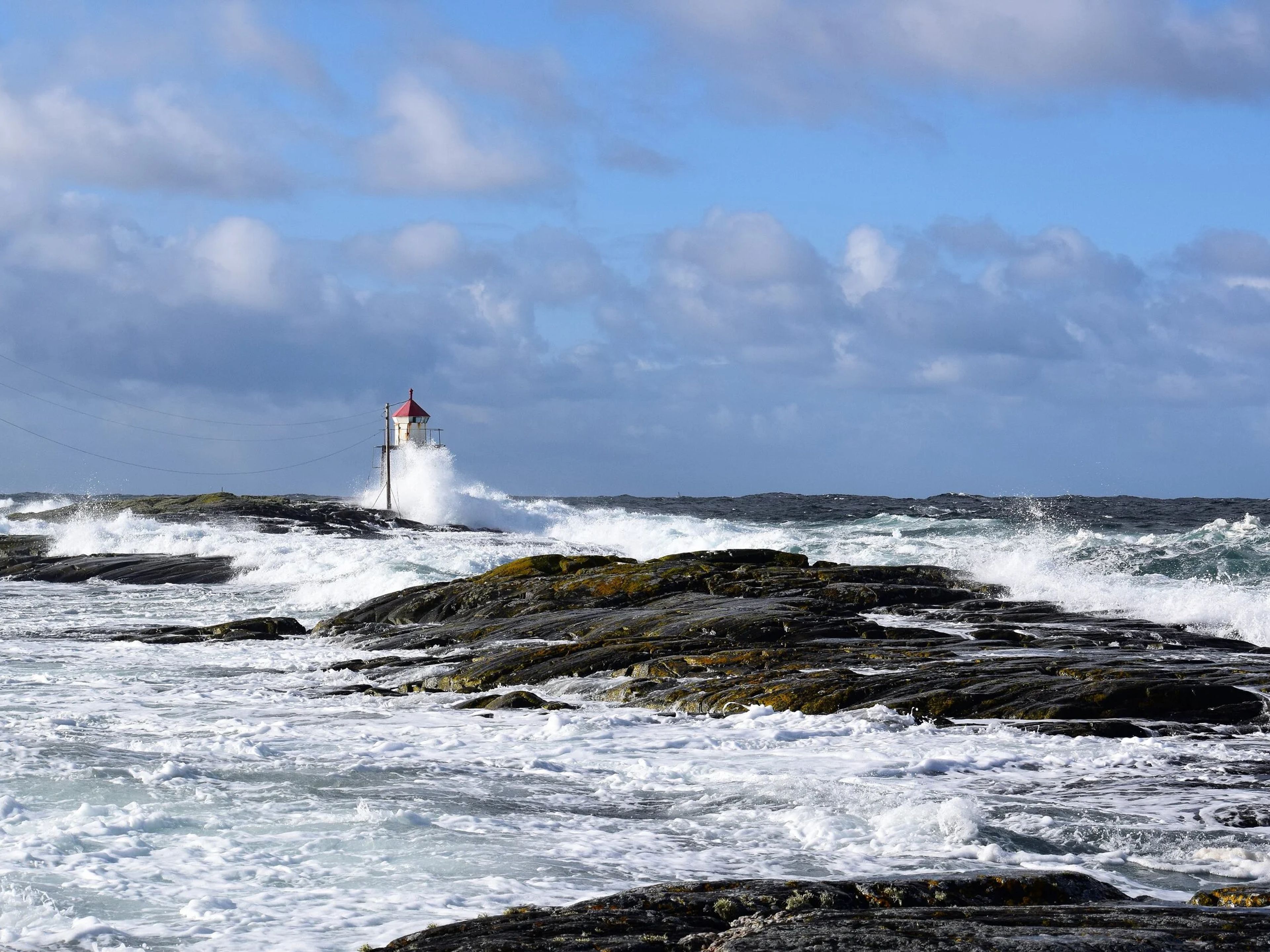 Storm under lykta på Valen