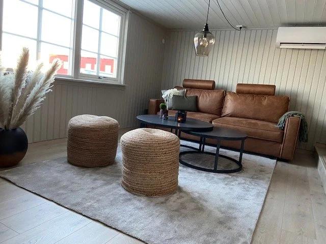 Stue med havutsikt i leilighet 2, Holtenhuset