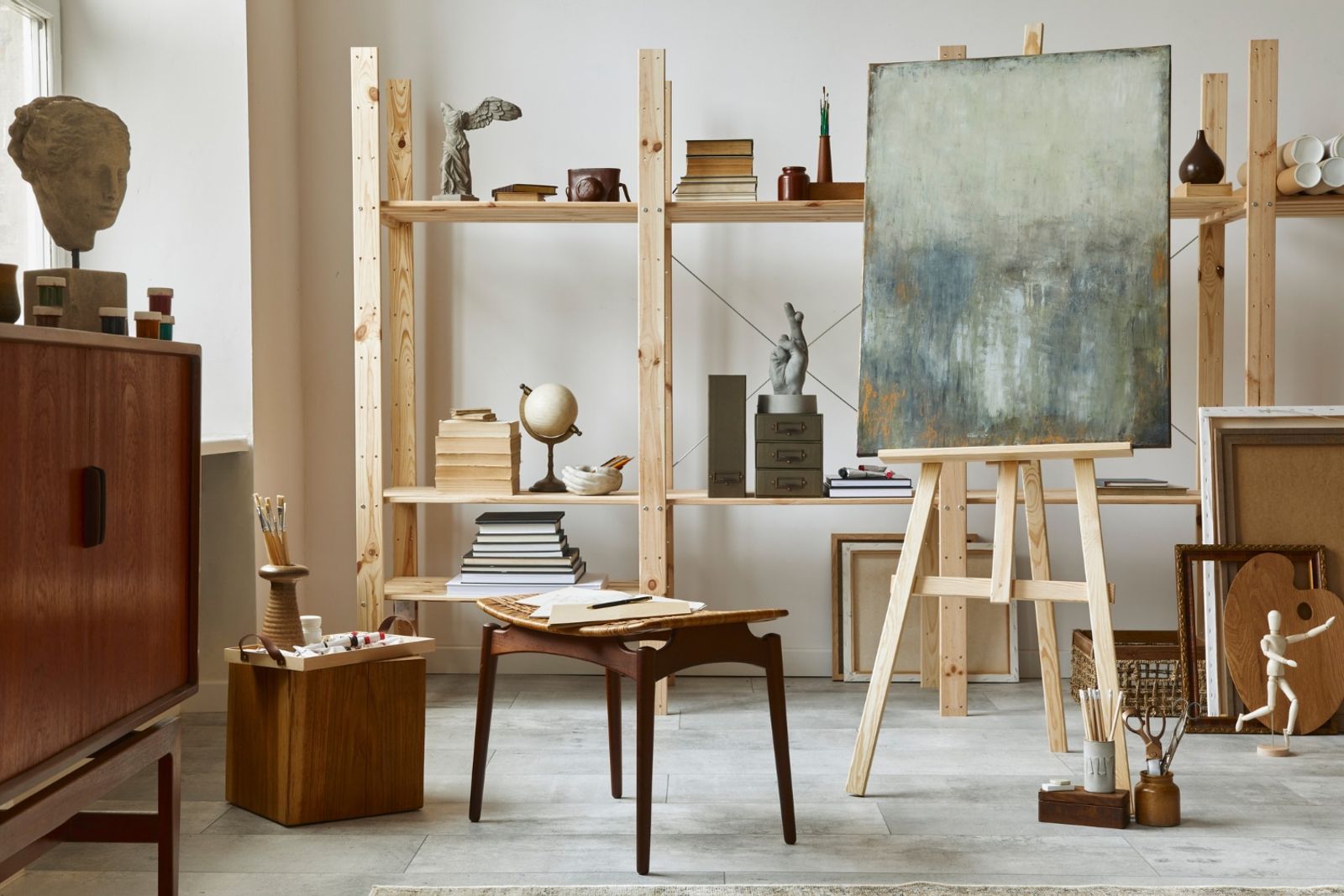 Your Guide to Making Art Projects Stand Out in a Studio