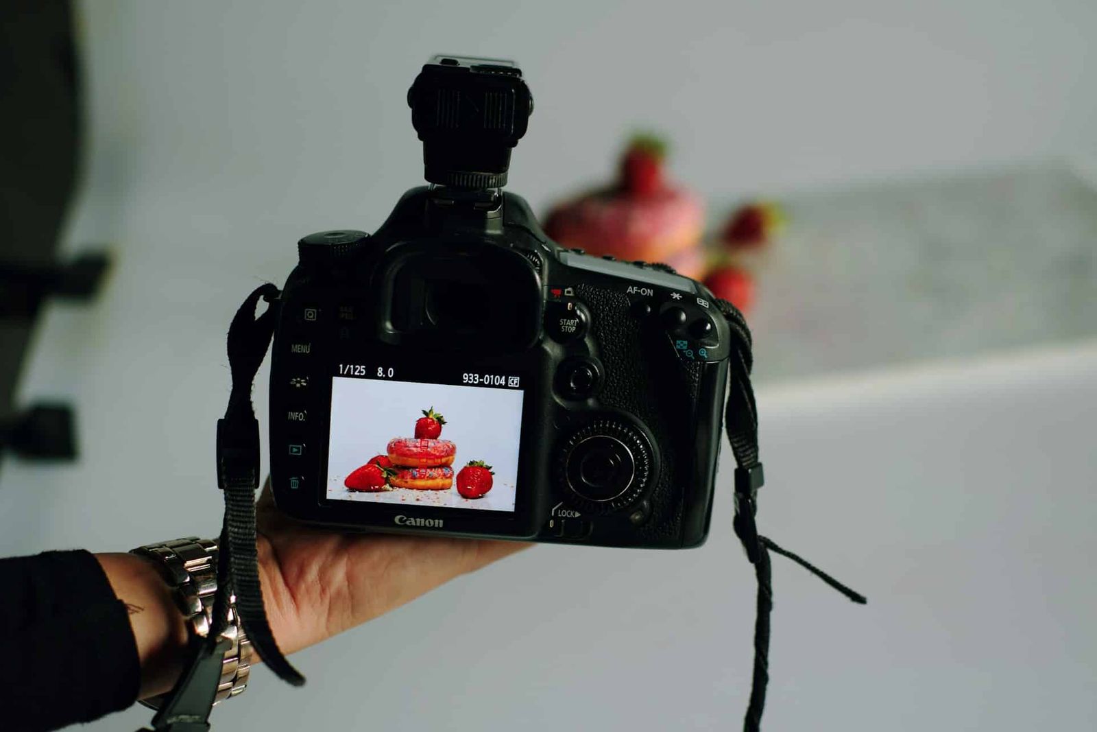How to Use Toronto Studios for Small Business Brand Photos