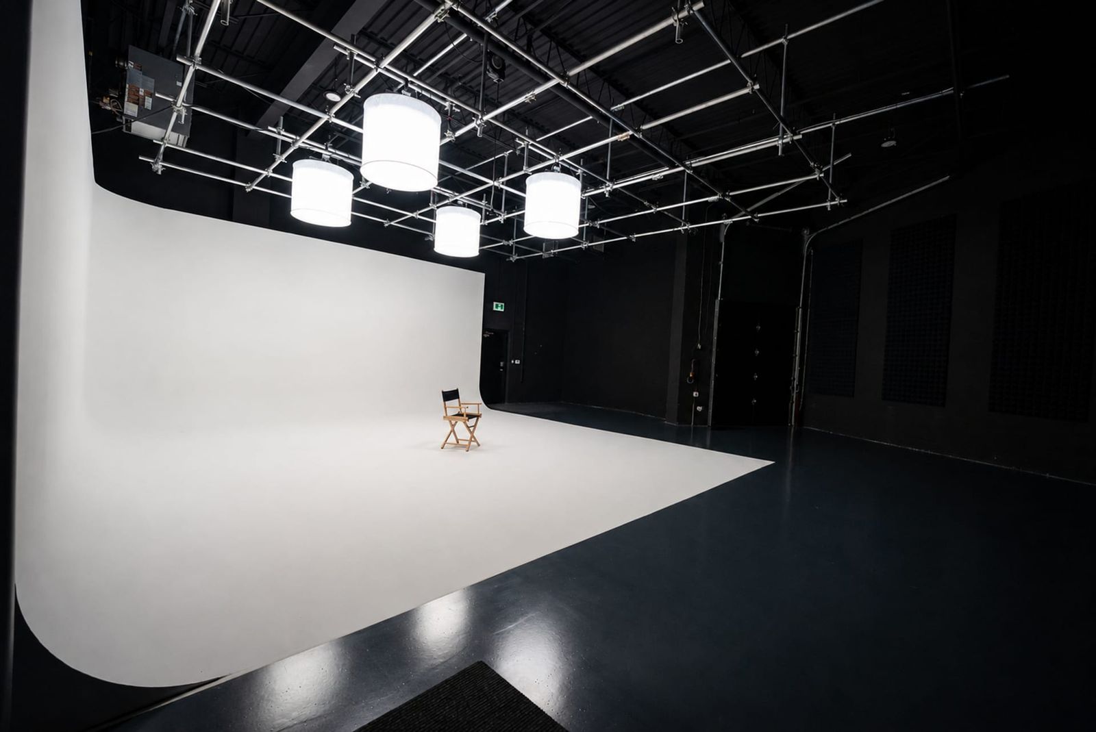 When Toronto Studio Rental Reviews Mislead Small Crews