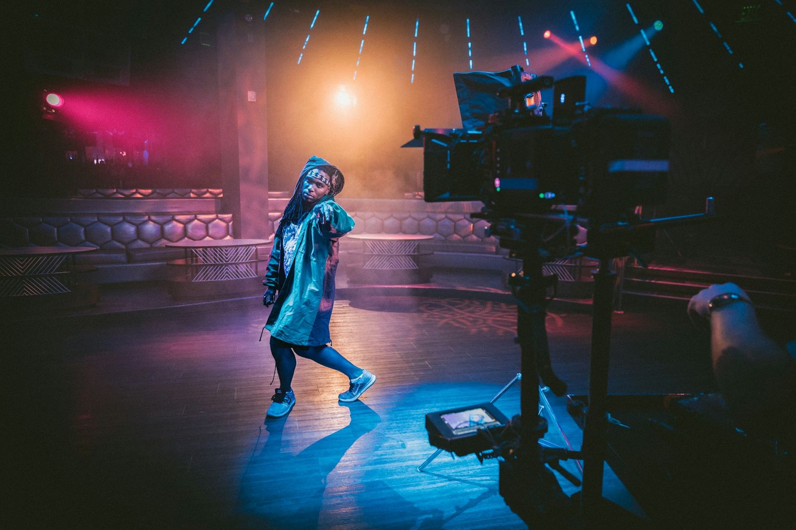 Behind the Scenes at Viva Studios: Creating Your Next Music Video Masterpiece