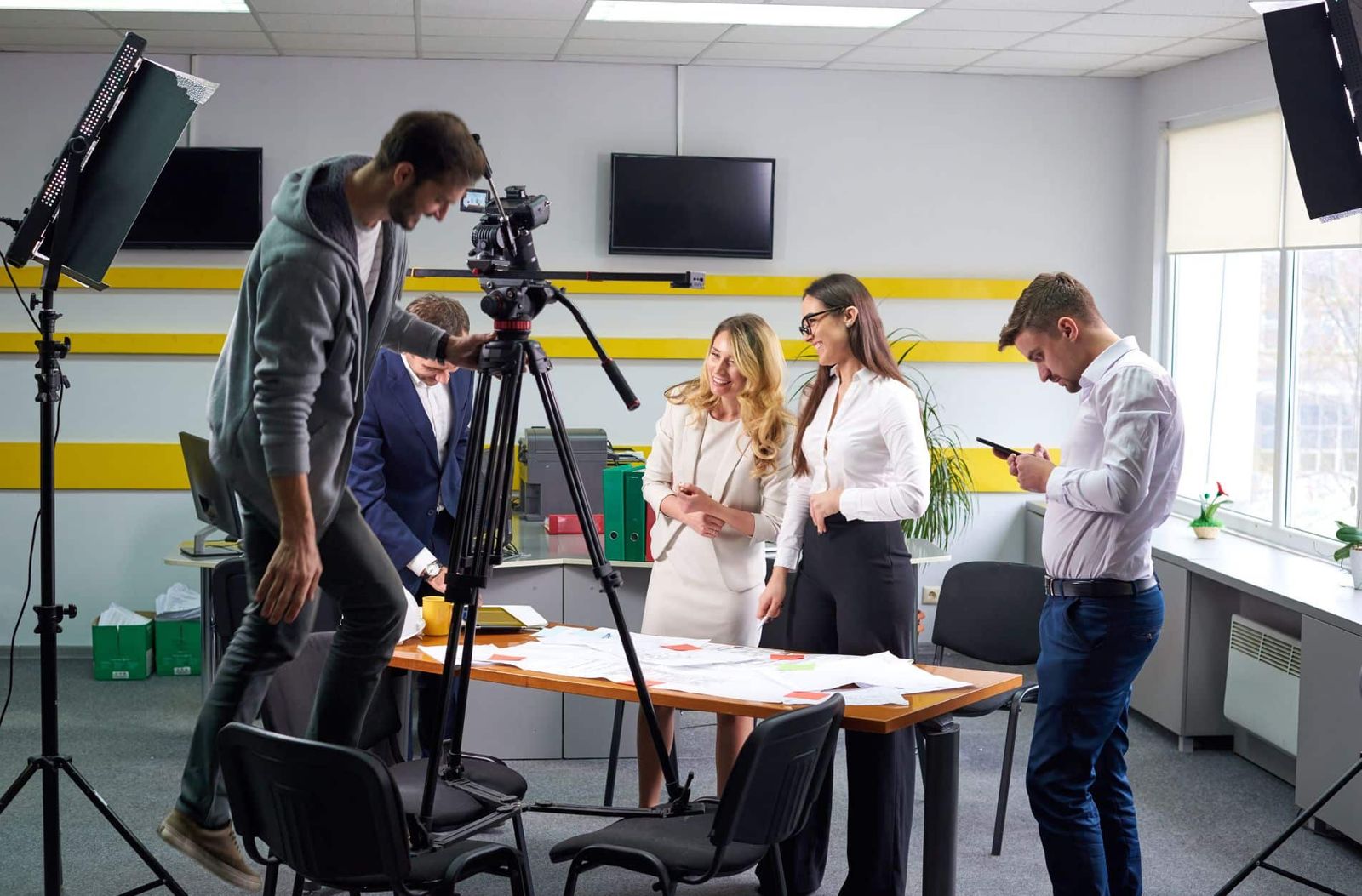 Enhancing Corporate Video Production at Viva Studios: Tips for Impactful and Persuasive Visual Storytelling