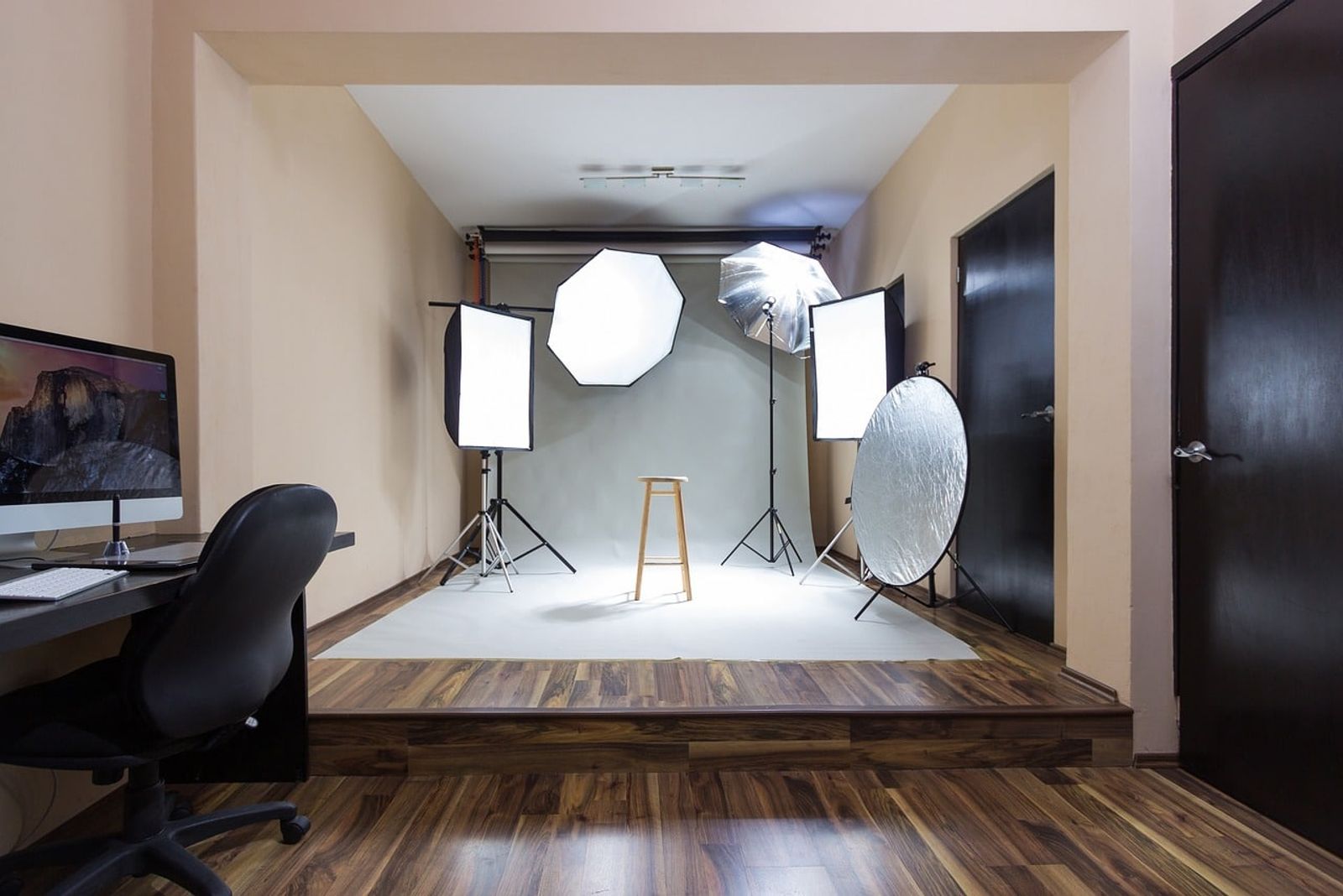 How to Get Awesome Photos in a Studio