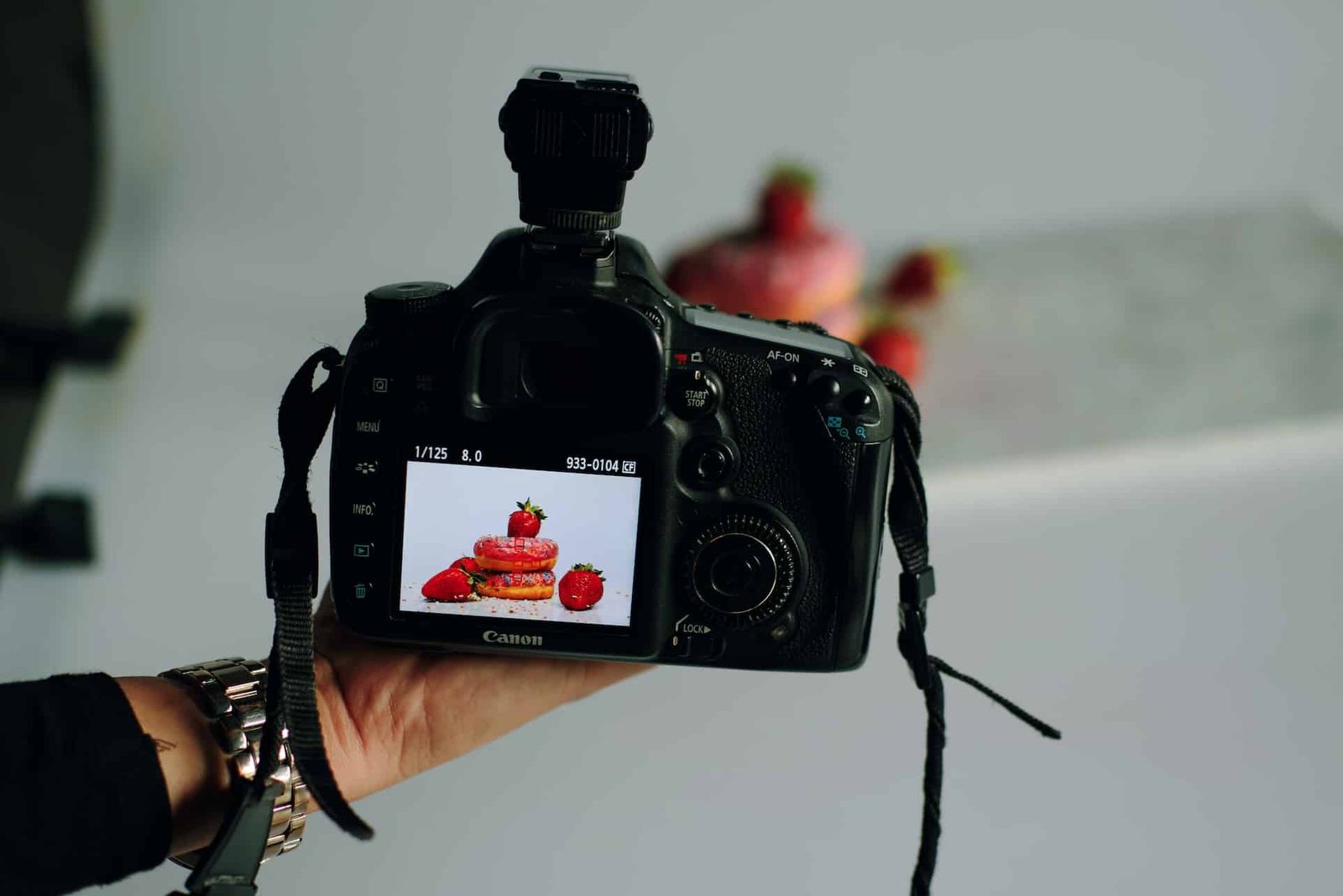 Capturing the Perfect Product Photo: Viva Studios' Guide to Product Photography Success