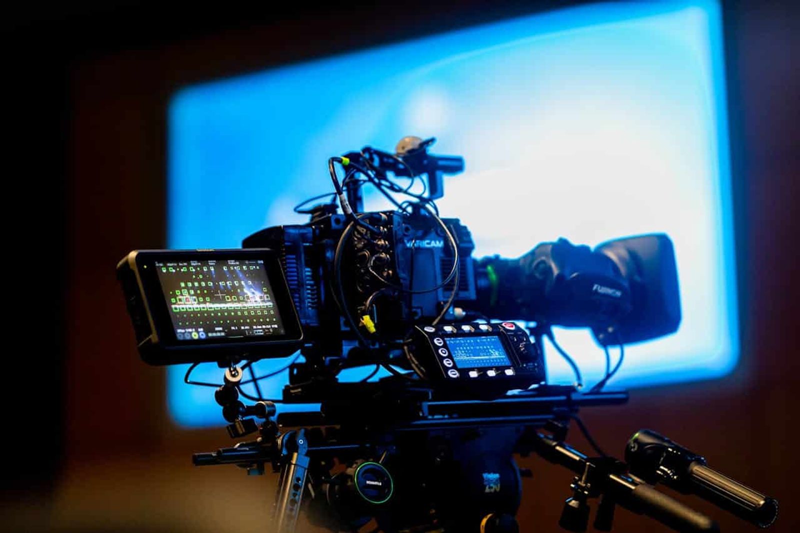 How to Support Summer Events With Rented Video Equipment