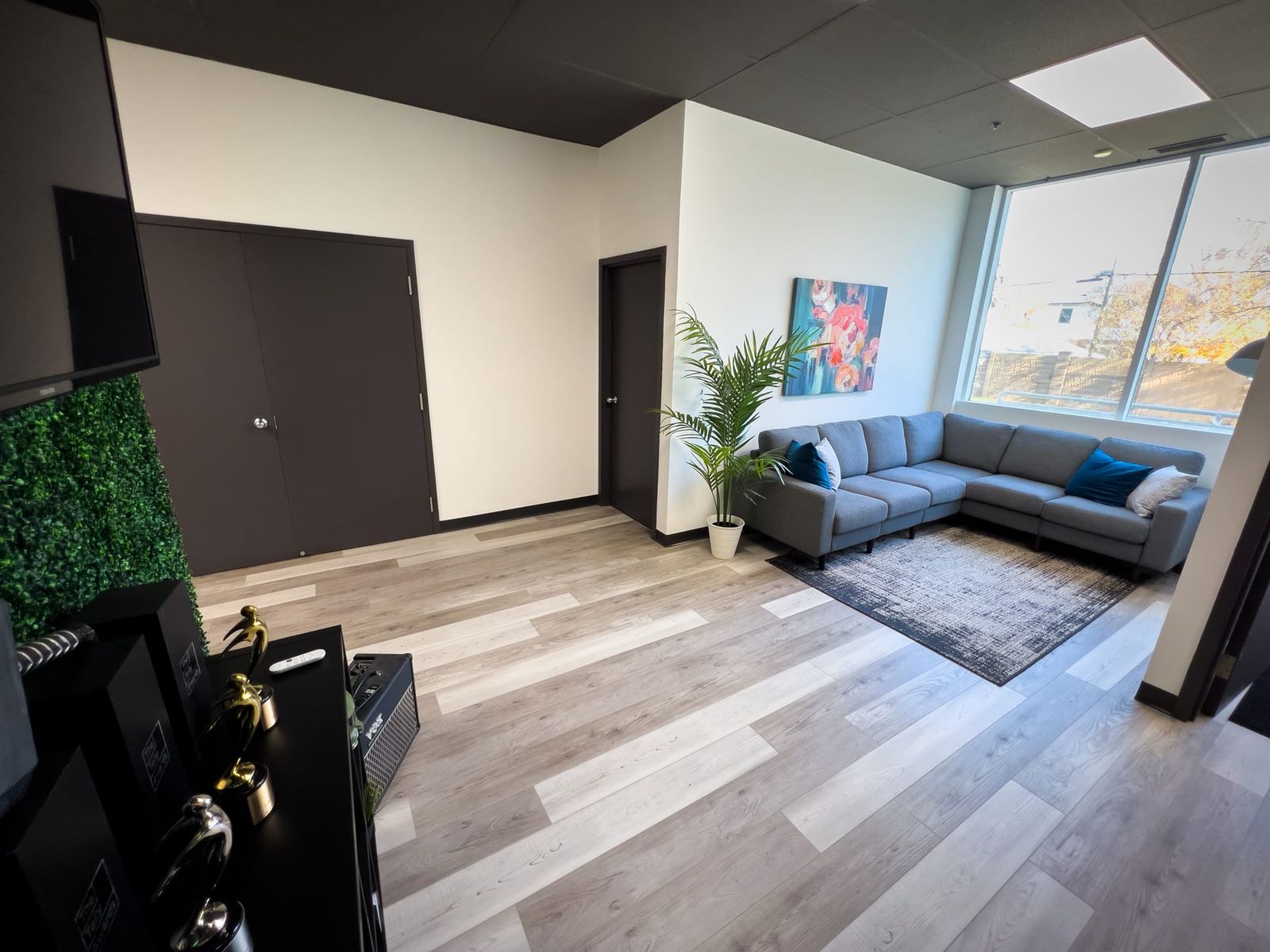 How to Optimize Studio Setups for Corporate Projects