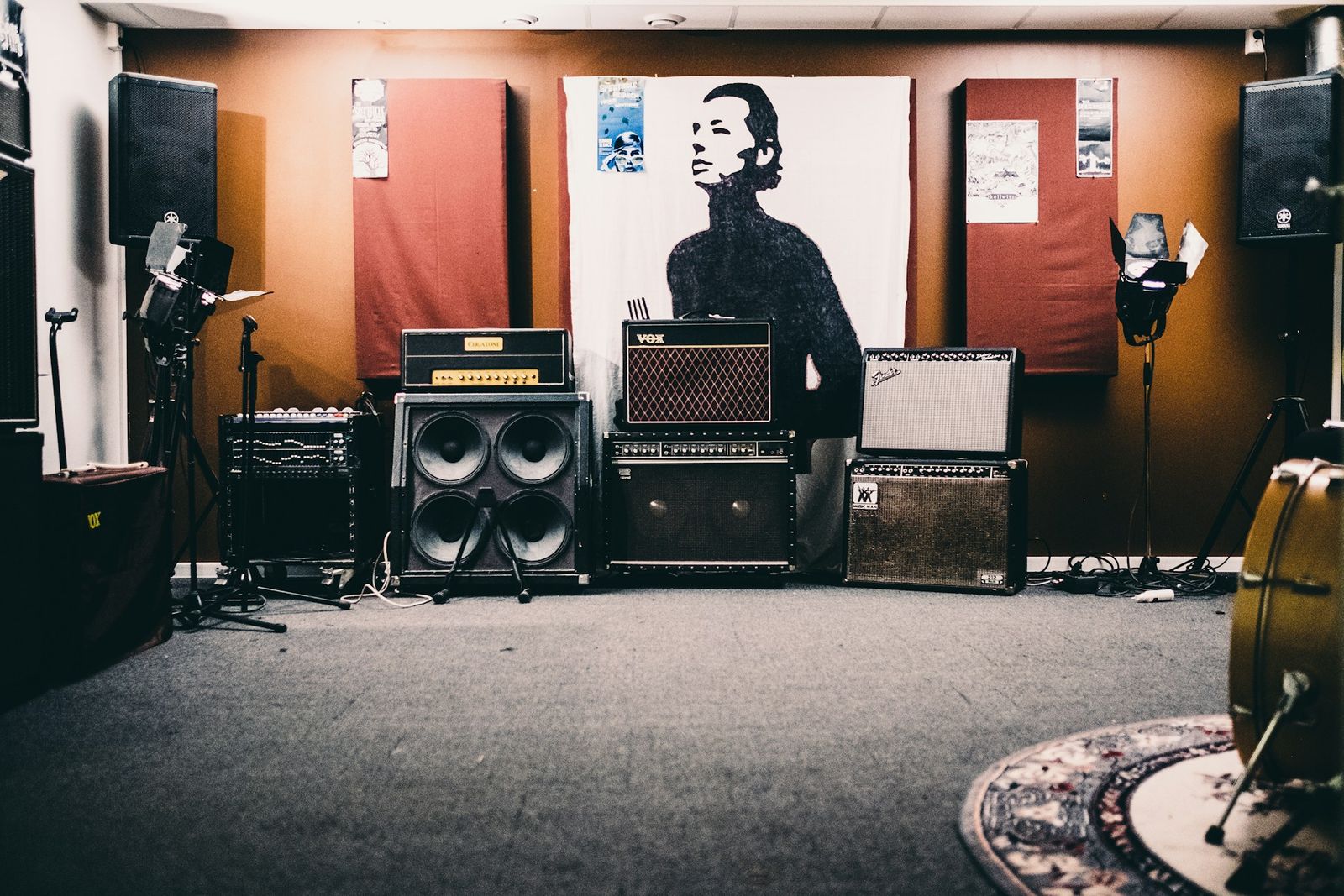 Choosing the Right Soundstage for Your Project