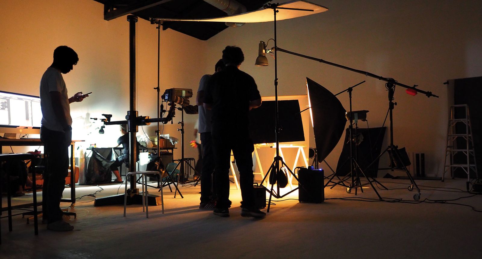 Simple Ways to Make Your Music Video Stand Out in a Studio