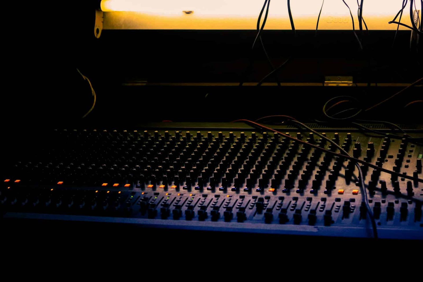 Troubleshooting Common Audio Issues in Soundstage Settings