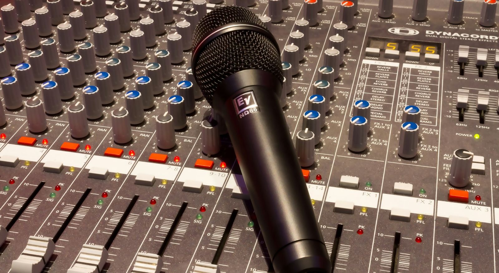 The Top 5 Benefits of Utilizing a Single-Production Soundstage for Your Project