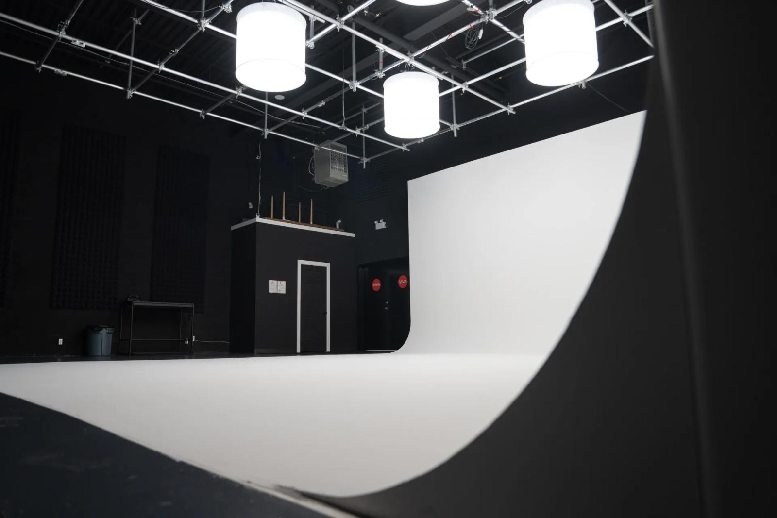 Lighting Setups That Work in Our Space