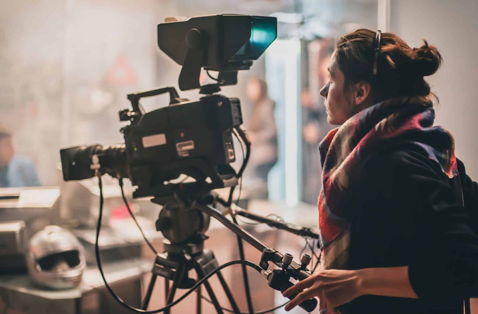 Handling Equipment Rentals for Large-Scale Commercial Productions