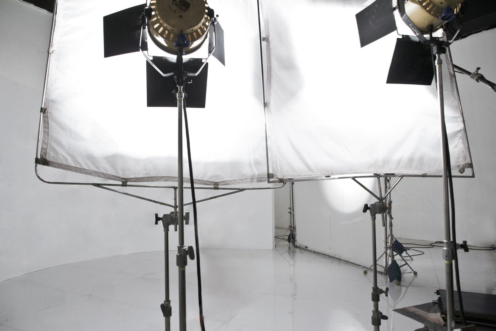 How to Master Studio Lighting Setup for Stunning Photos