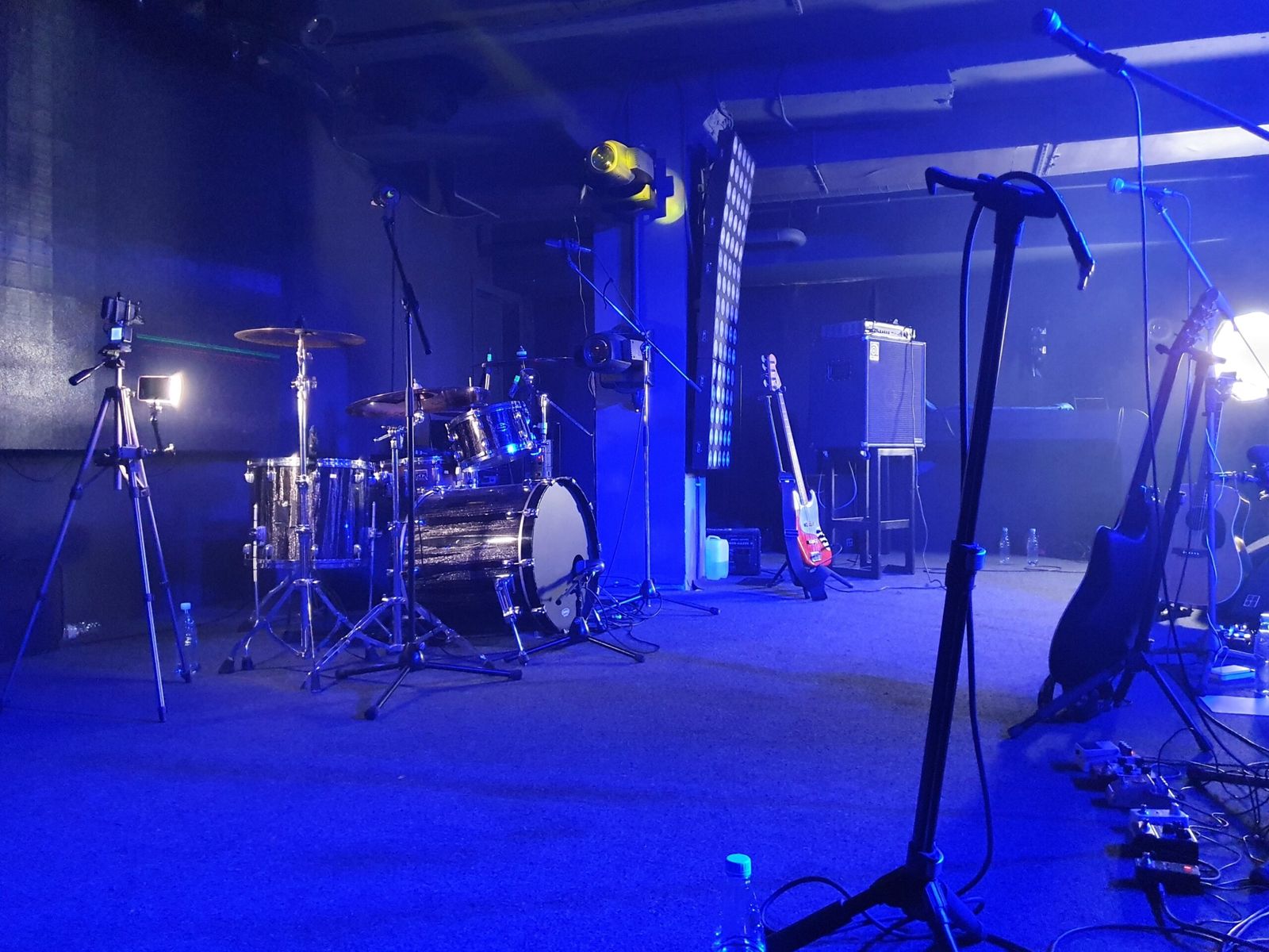 What to Look for When Renting a Soundstage for Your Project
