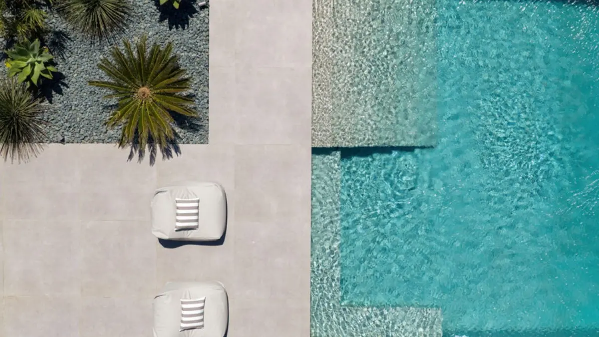 Luxury villa in Mykonos with infinity pool and sea view.