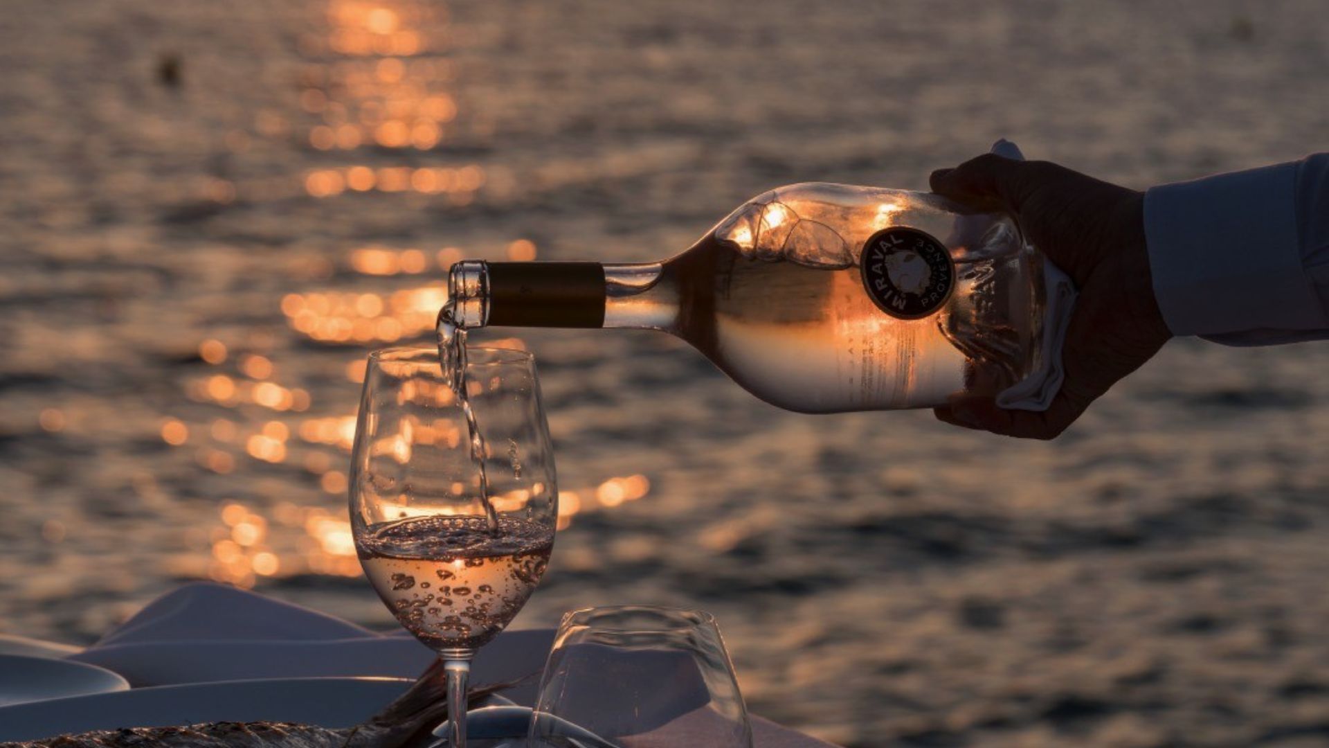 What to Book Before Mykonos and What to Leave Spontaneous