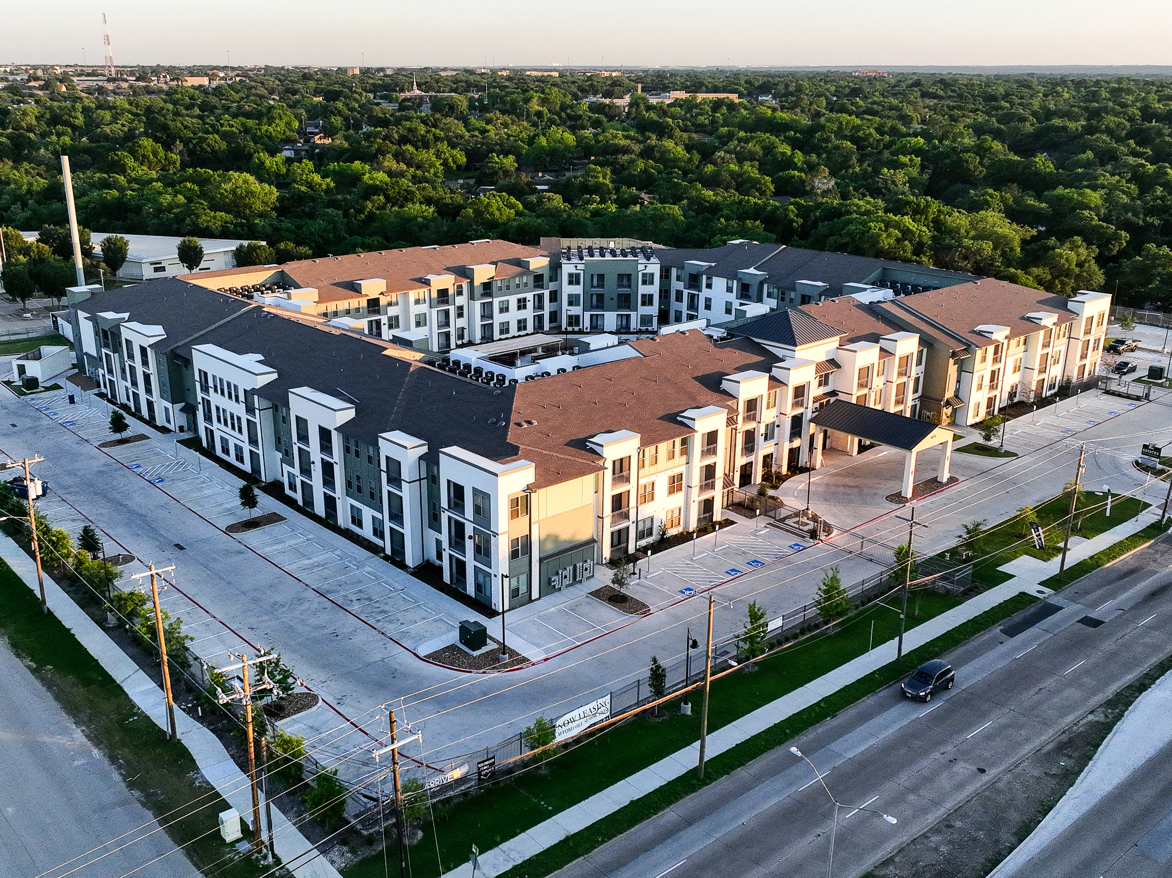 Exterior 5