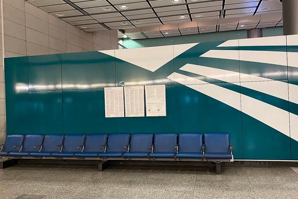 機場快綫車站廣告