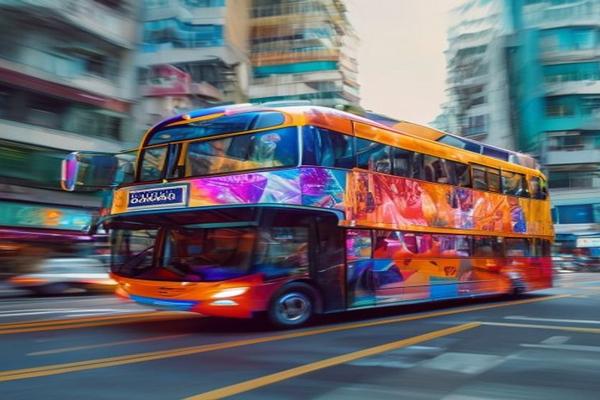 巴士車身廣告效果全解析:ROI、觸及與最佳實踐