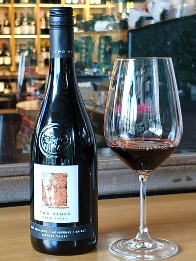Two Hands - Brave Faces - Grenache / Mourvèdre / Shiraz