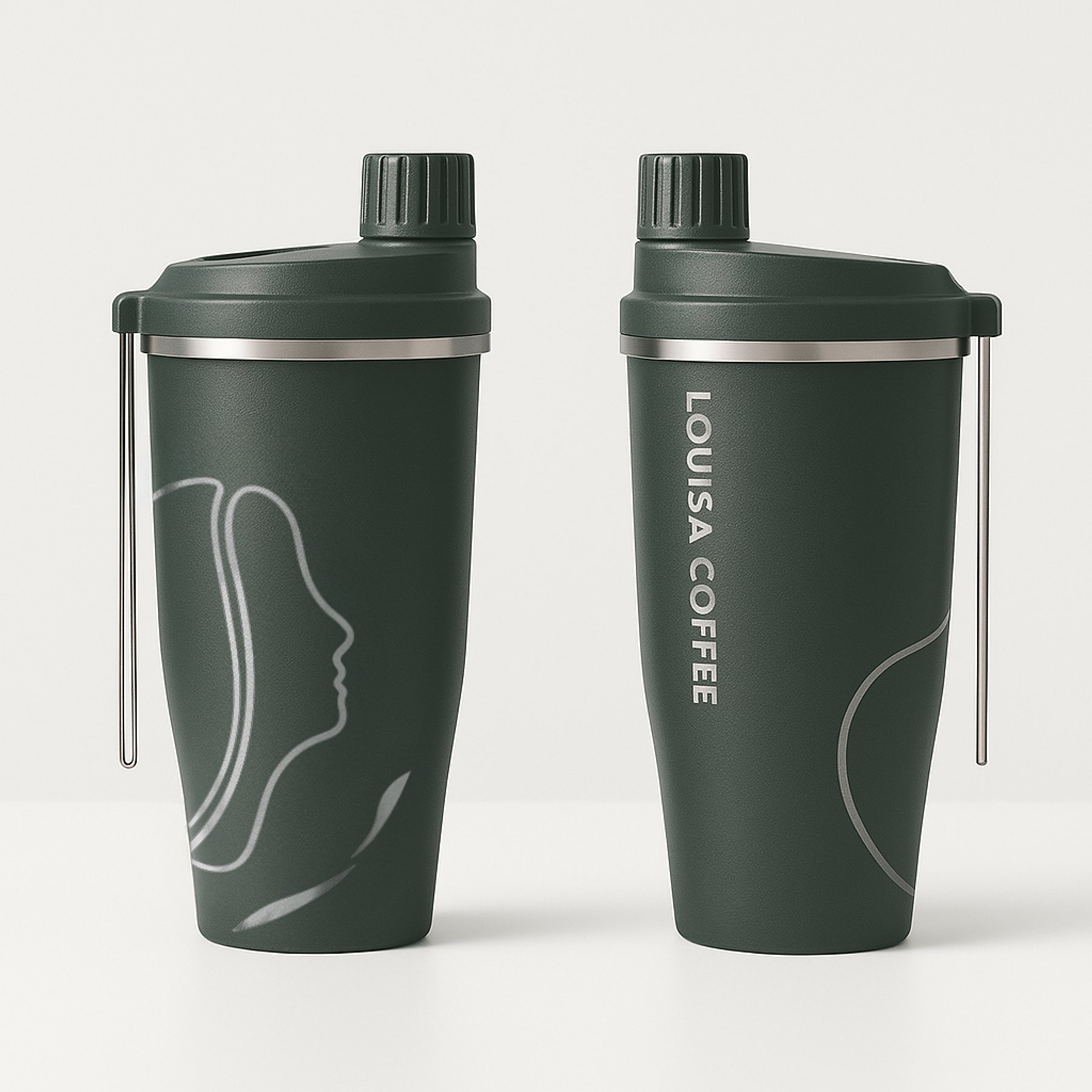 路易莎咖啡深綠隨行杯前後視角，線條插畫呈現咖啡輪廓  Louisa Coffee deep green to-go cup front and back view with organic line art