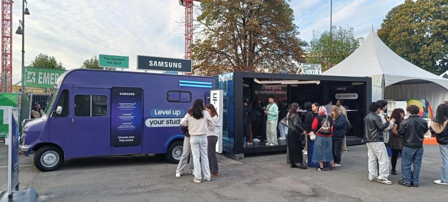 SimplyConnect koffer van NetWX ingezet tijdens Samsung activatiecampagne op studenten kick-offs