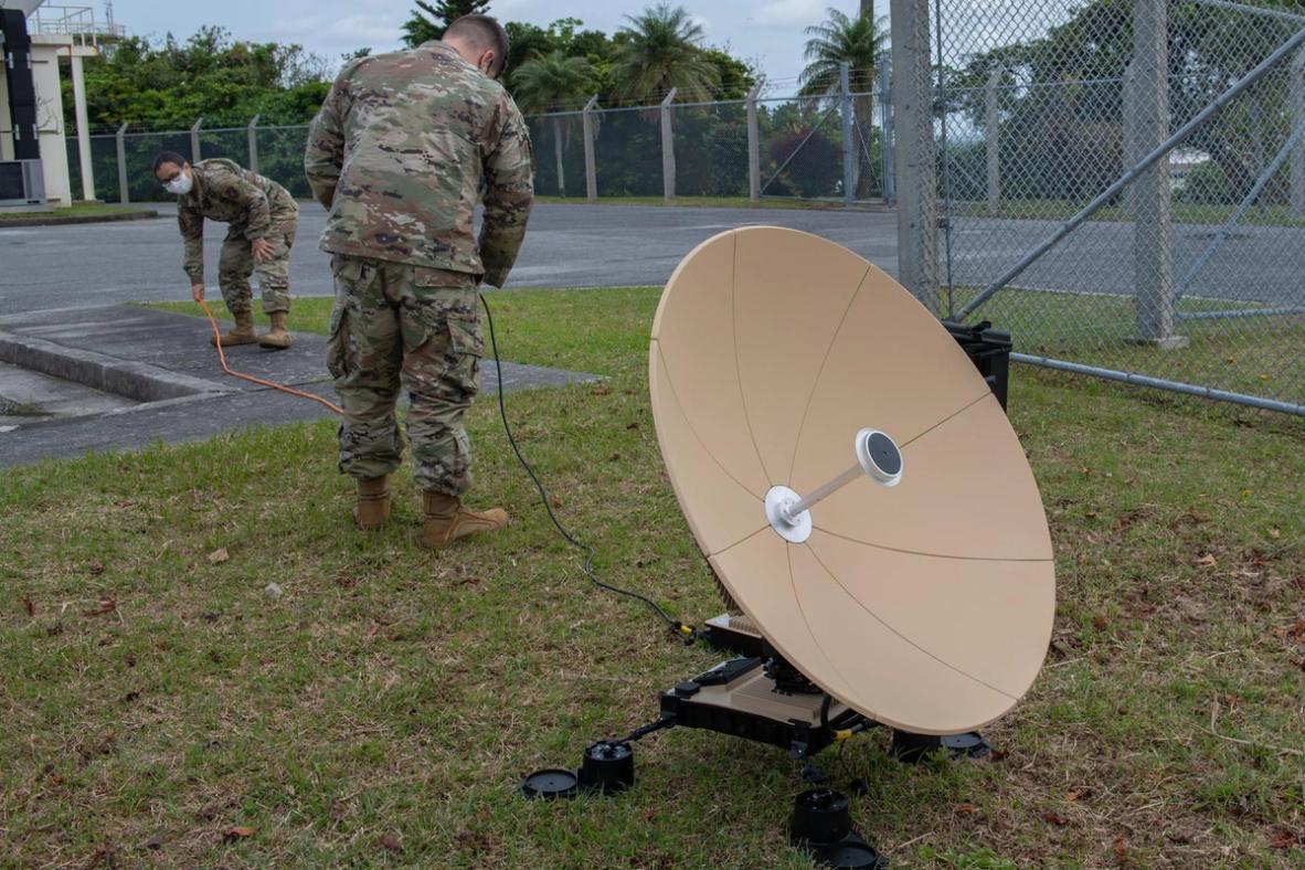 Inside the Four-Year Hunt to Crack the Starlink Terminal