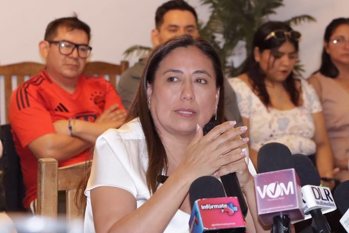 ALEJANDRA FLORES DEJA EL IMRYT PARA BUSCAR UNA CANDIDATURA EN 2027