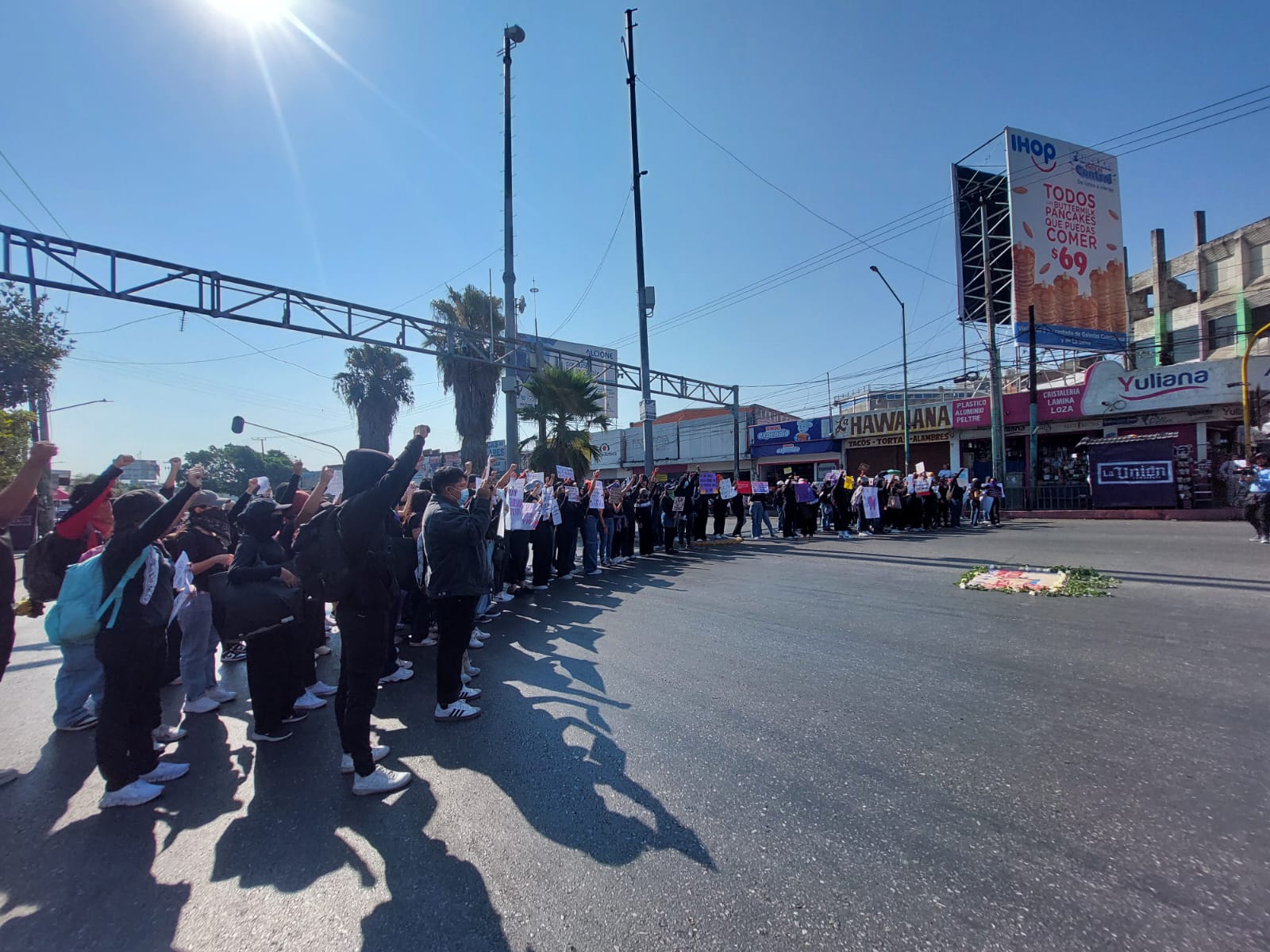 PROTESTAS EN LA UAEM SACAN A LA LUZ DENUNCIAS DE ALUMNAS SOBRE RECLUTAMIENTO Y ACOSO