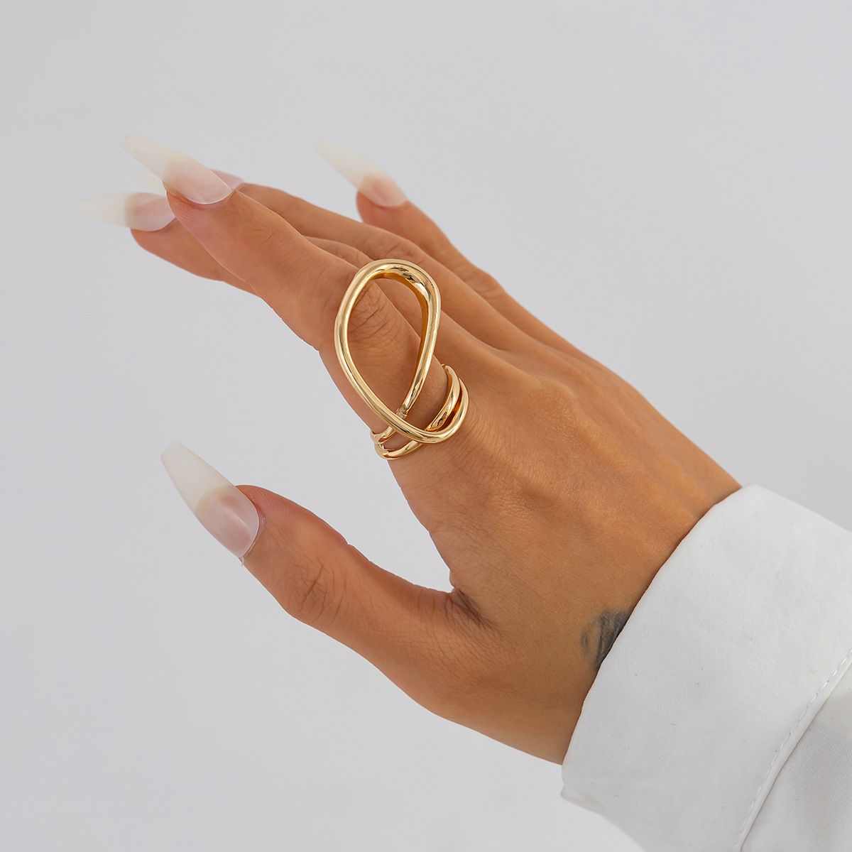 06 Ring Light Gold