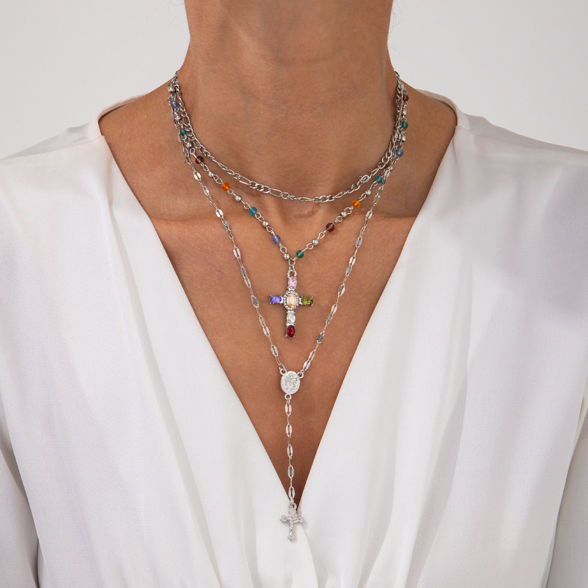 01 White K Necklace Set