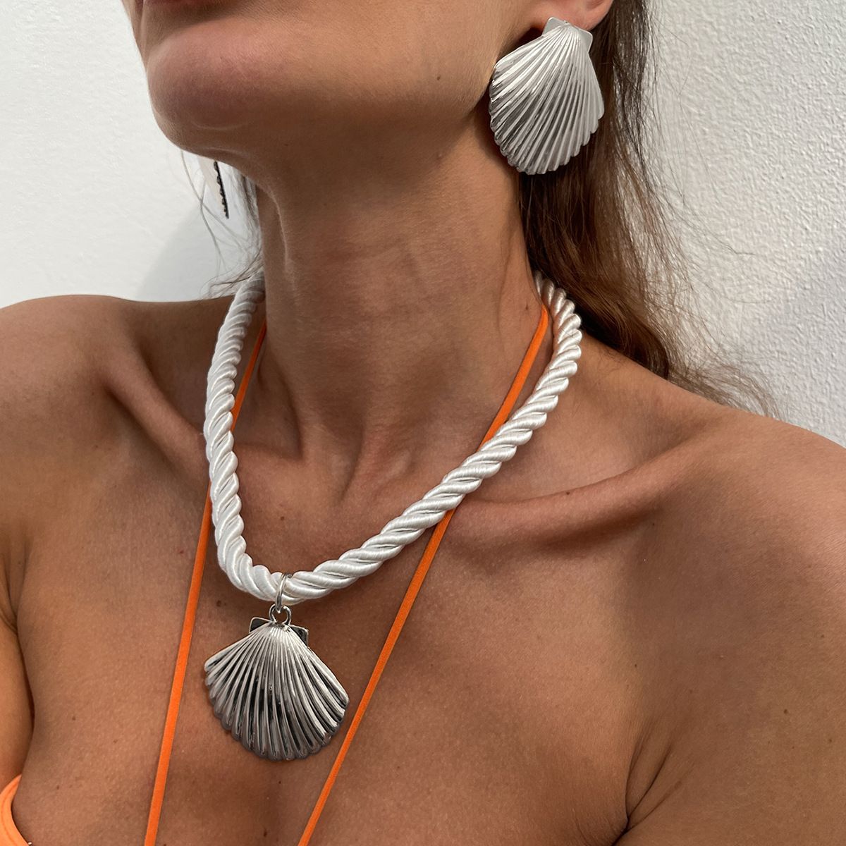 White K Necklace + Earrings
