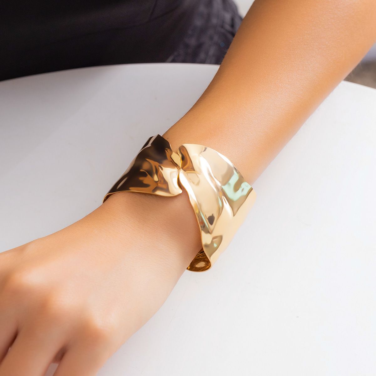 Punk-Style Metal Adjustable Open Bracelet - Yunhai Jewelry