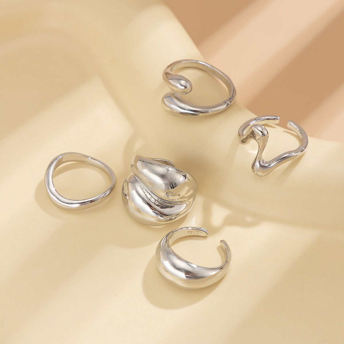 05 White K 3-Piece Set