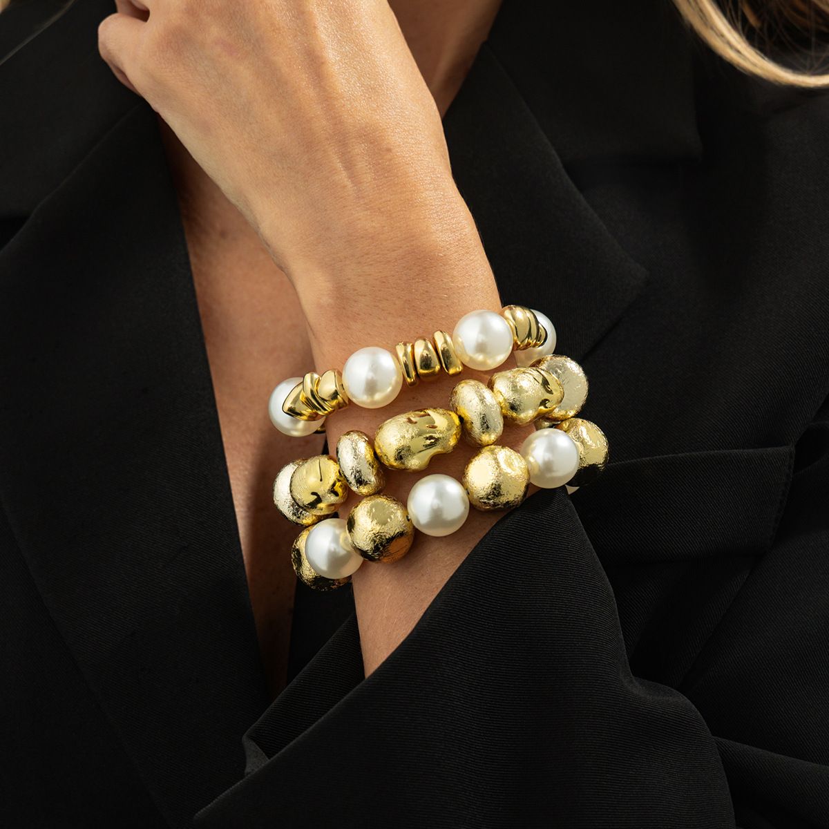 02 Gold Bracelet