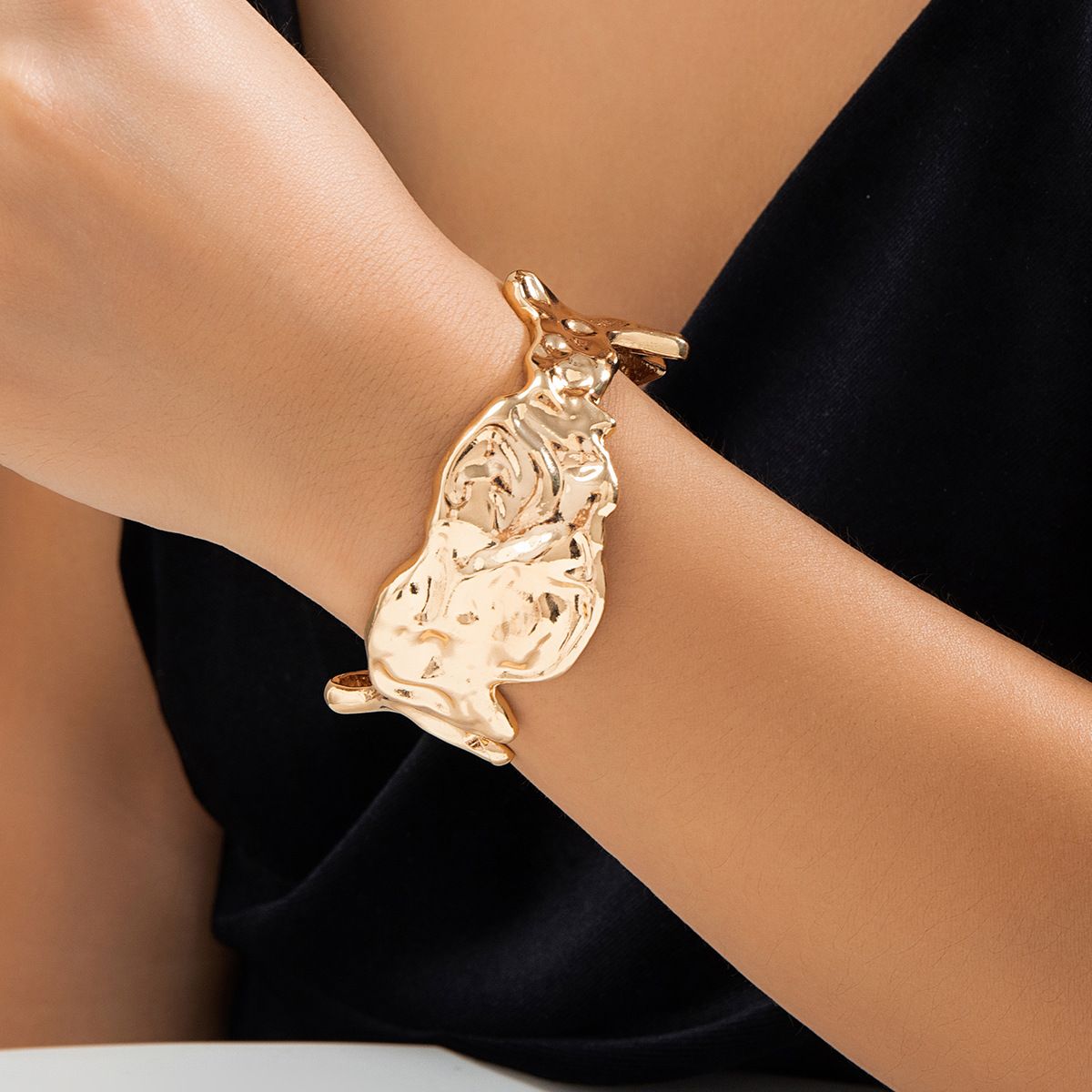 03 Gold Bracelet