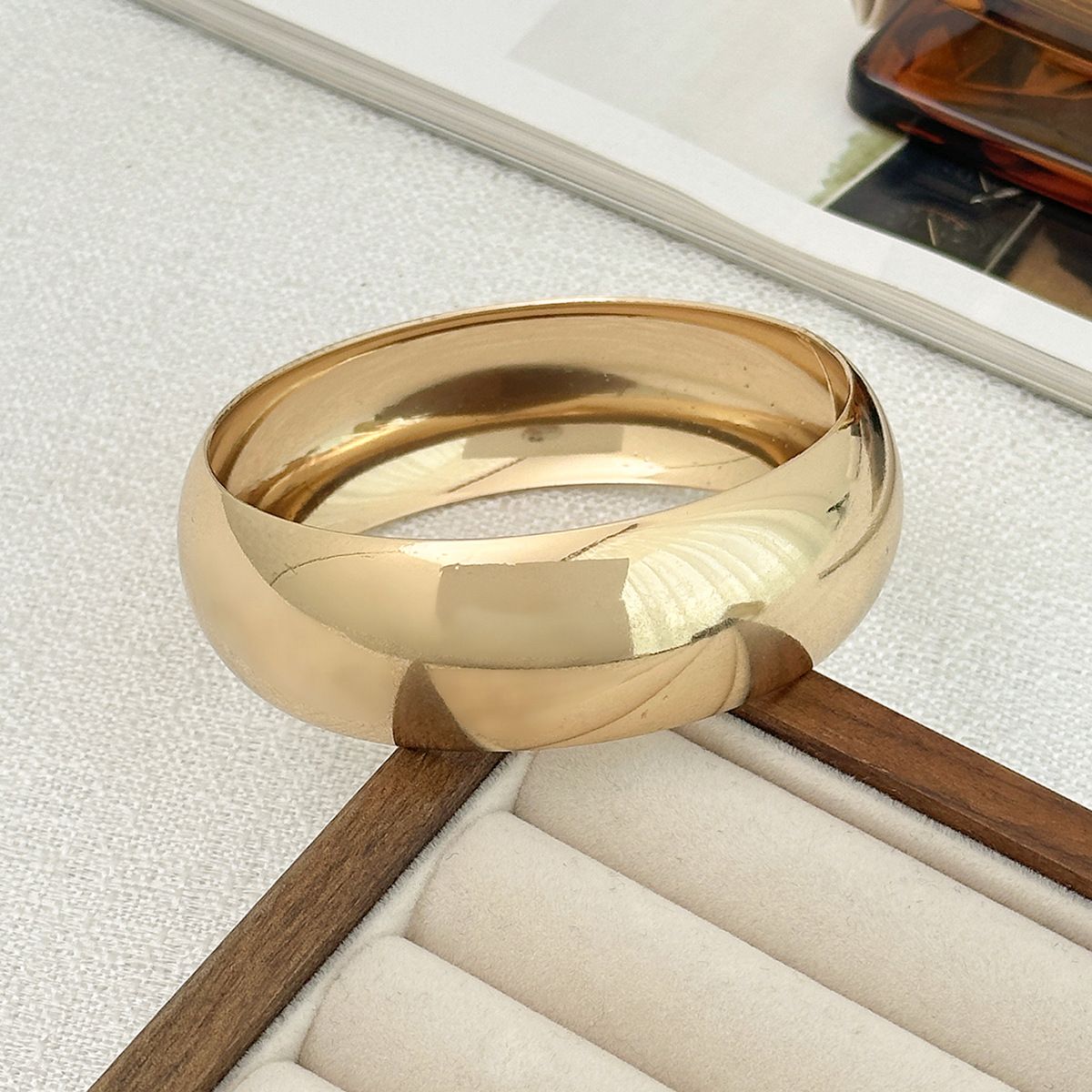 05 Gold
