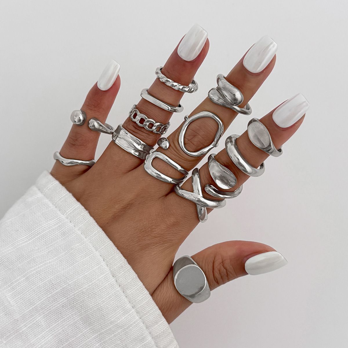01 White K 14-Piece Set