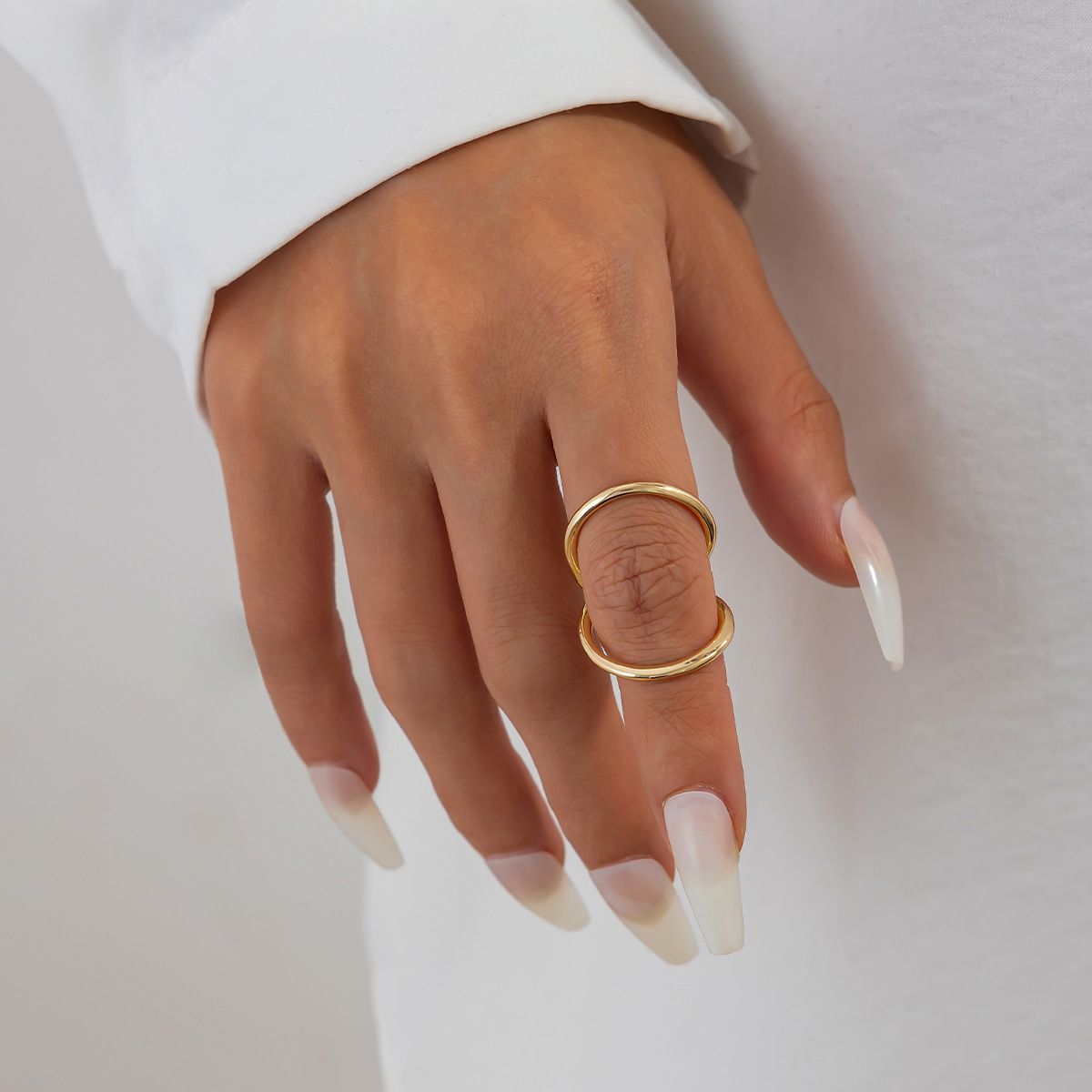05 Ring Light Gold