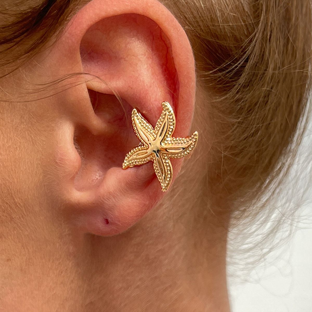 03 Gold Ear Clip (Single Piece)