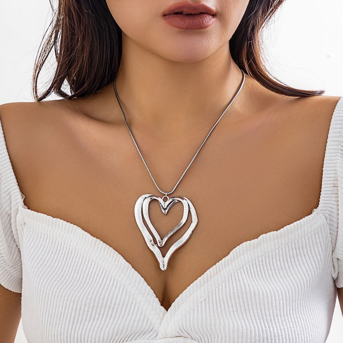 04 White K Necklace