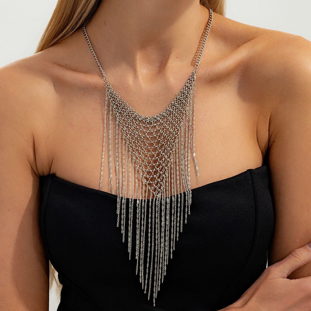 01 White K Necklace