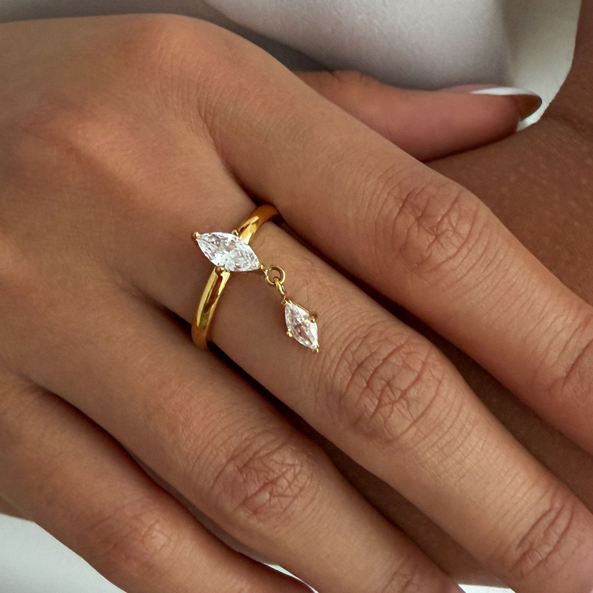 Diamond-Shaped Double Zirconia Stainless Steel Ring - Yunhai Jewelry
