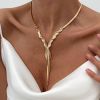 02 Golden Necklace