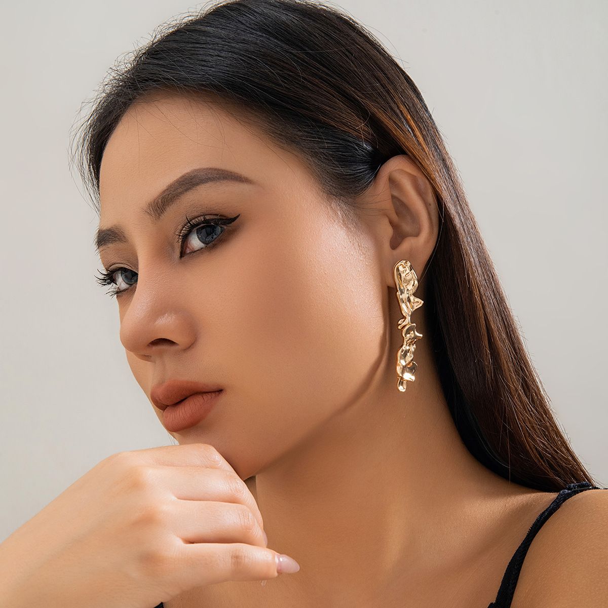 04 Gold Earrings
