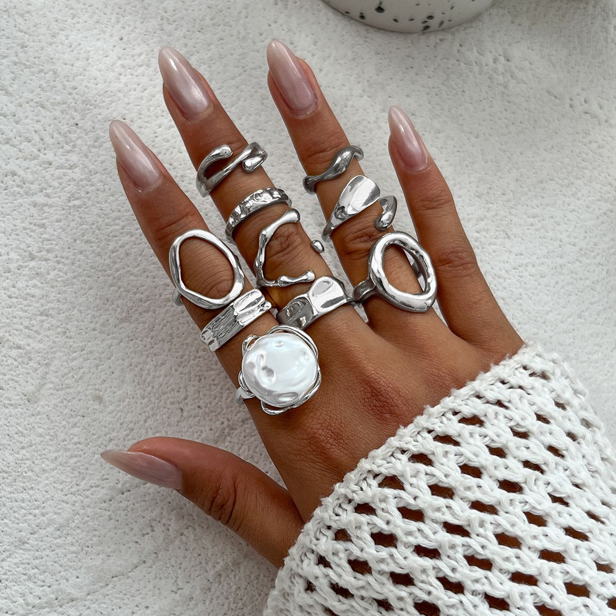 05 White K