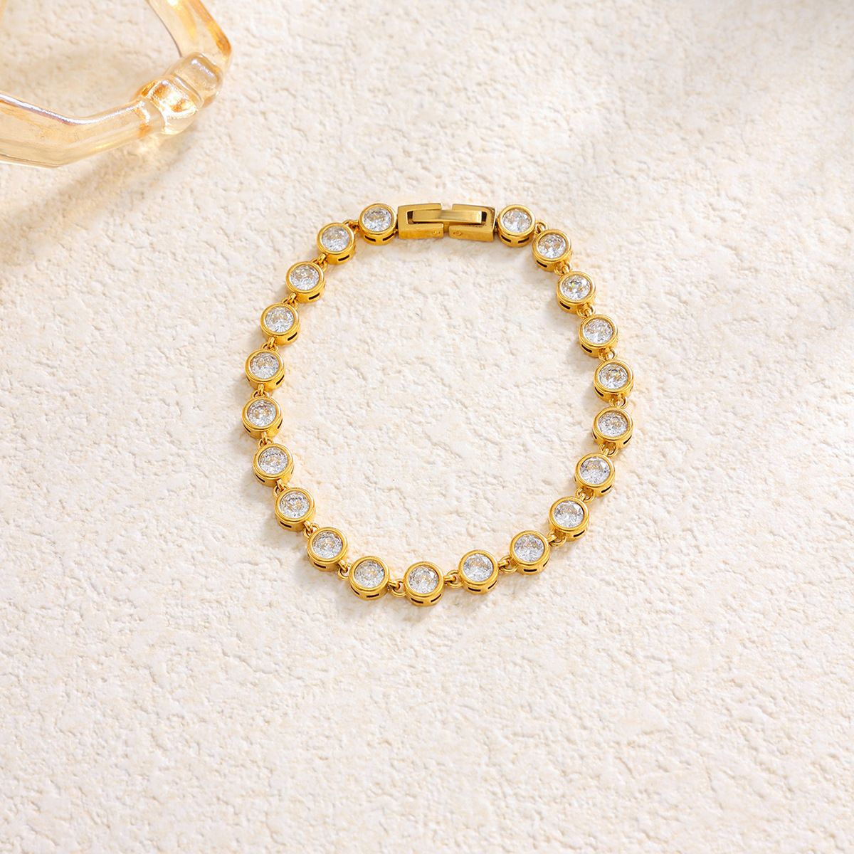 03 Gold
