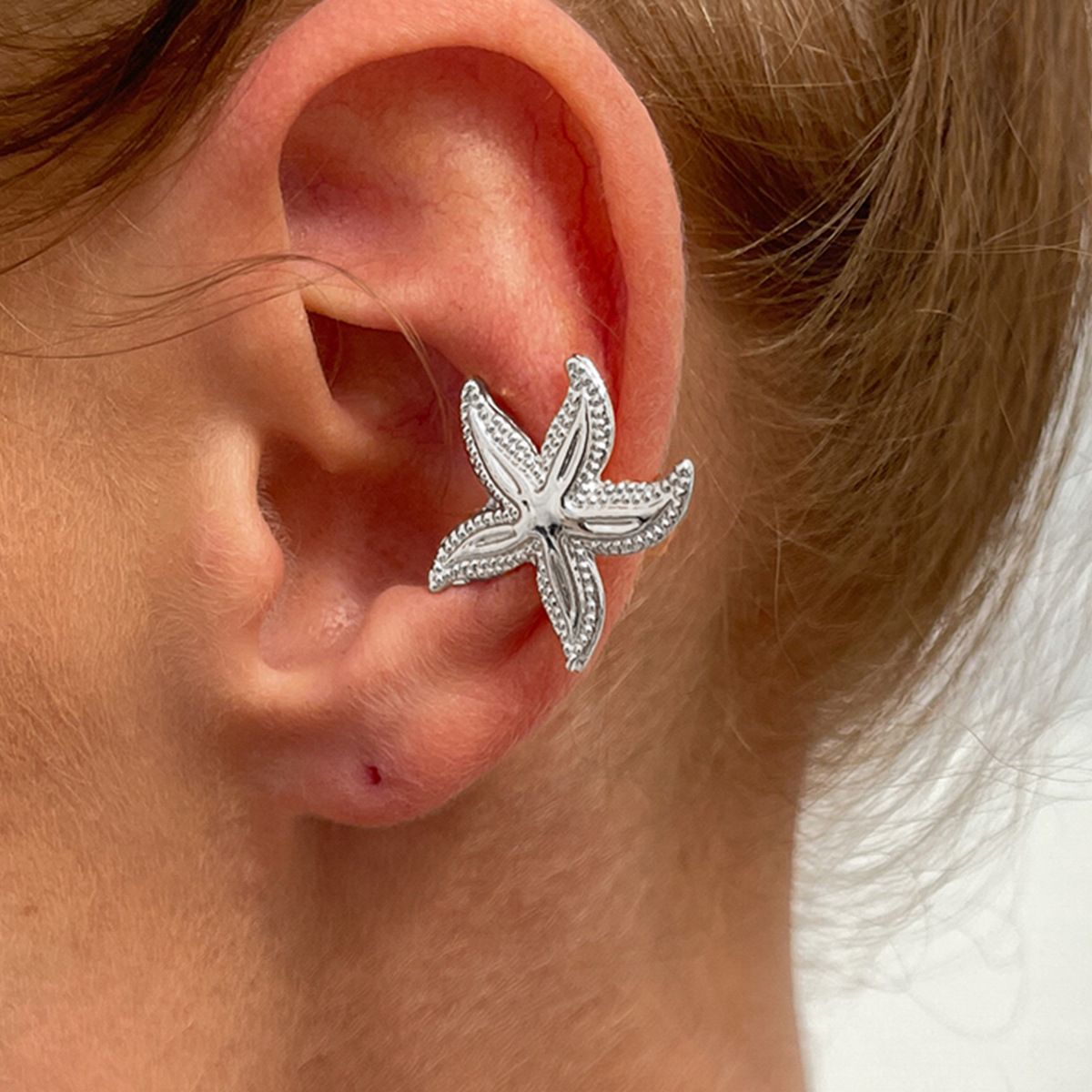 03 White K Earrings (Single Piece)